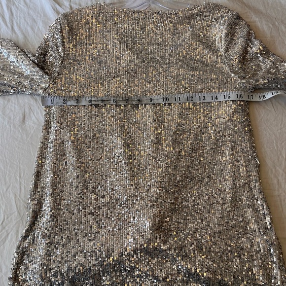 NWT Cable & Gauge Sequin Twist Front Blouse S Champagne - Picture 12 of 13